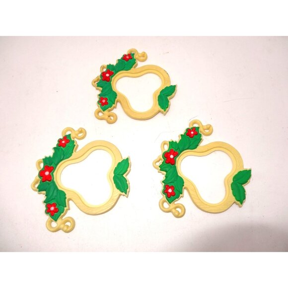 Strawberry Shortcake Berry Happy Home Replacement Parts 3 Window Trims Parts - Picture 3 of 5